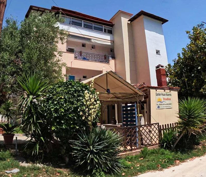 Aparthotel Garden House Katerina Leptokaryá Exterior foto
